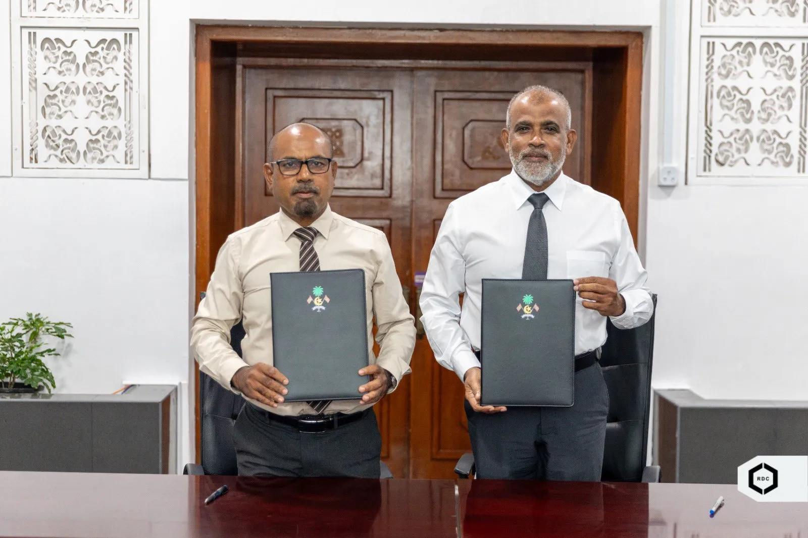 އޭދަފުށީ މަގުތައް ތަރައްޤީކުރުމުގެ މަސައްކަތް 75.6 މިލިއަން ރުފިޔާގެ އަގަކަށް އާރުޑީސީއާ ހަވާލުކޮށްފި