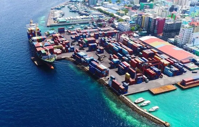 ރޯލިން ޓޮބޭކޯ ޝިޕްމަންޓް ދޫކޮށްލީ ޤާނޫނުން އެތަކެތި އެތެރެކުރުން މަނާ ނުކުރާތީ: ކަސްޓަމްސް