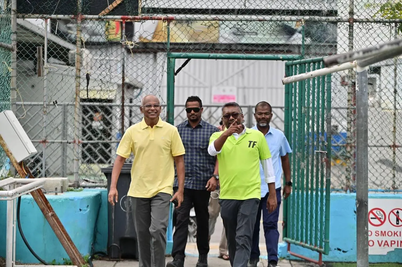 ރިޔާސީ ޕްރައިމަރީއާ ގުޅޭގޮތުން ޞާލިޙްގެ ޖަވާބެއް ނެތް، ވިދާޅުވީ، "ތިއީ ކުރަން ހެޔޮވާވަރު ސުވާލެއް ނޫން" ކަމަށް