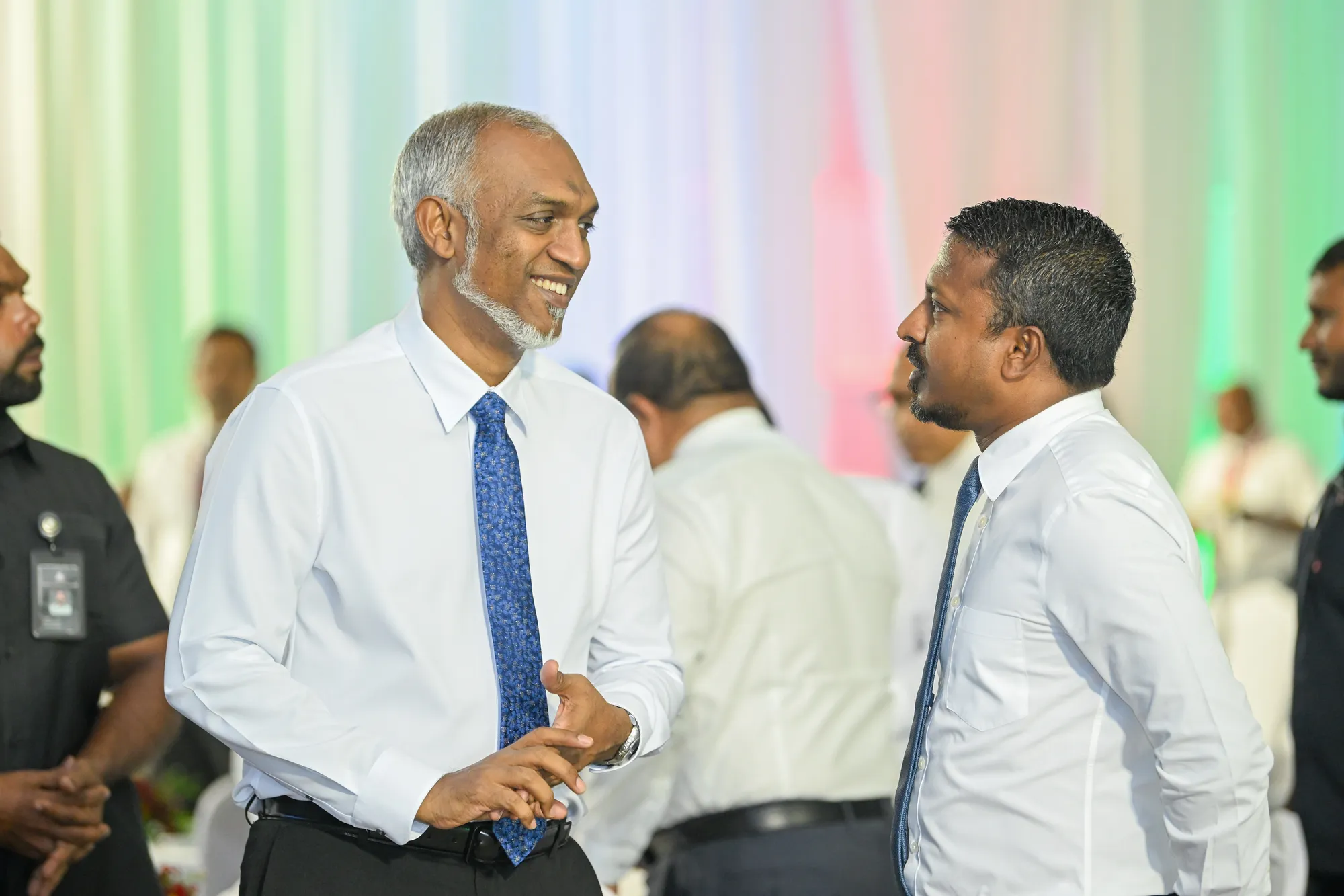 ޗާގޯސް މައްސަލަ: ކުރީ ސަރުކާރުން ގާނޫނާ ޚިލާފުވި މައްސަލައިގެ ރިޕޯޓެއް މަޖިލީހަށް ހުށަހަޅަނީ