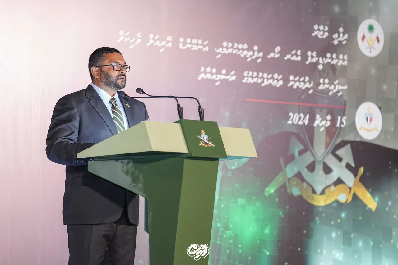 ދިވެހި ލަޝްކަރު އަލުން އަތުރާލައްވާ ރައީސް ހޯއްދެއްވި ކުރިއެރުމަކީ ހަތުރުން ހައިރާން ކުރުވި ކަމެއް: ވަޒީރު ޣައްސާން