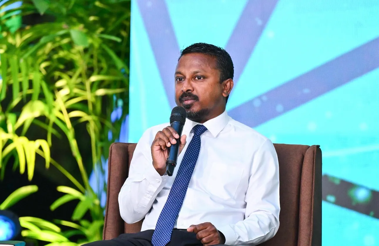 ގާނޫނުން އުގޫބާތަށް ގެންނަ ބަދަލު، މިކުރަނީ 42 އަހަރުވީއިރު ކުރަންޖެހި ނުކޮށް އޮތް ކަމެއް: އުޝާމް