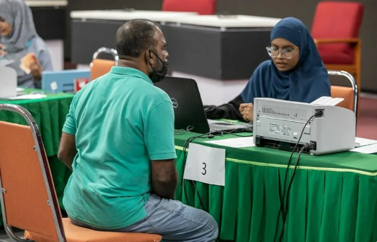 އޮންލައިންކޮށް ފިޠުރު ޒަކާތް ބަލައިގަތުން ބުރާސްފަތި ދުވަހުގެ ނިޔަލަށް؛ ނުދައްކާ ނަމަ އަވަހަށް ދައްކާލަމާ!
