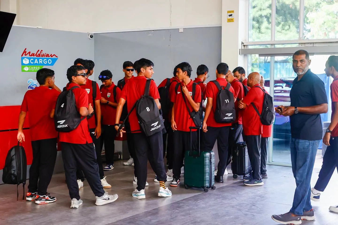 ރާއްޖޭގެ ޓީމް ފުރުމުގެ ކުރިން... ފޮޓޯ: އެފްއޭއެމް