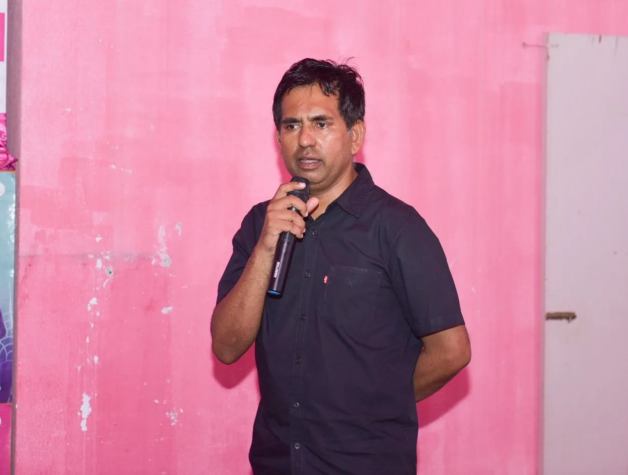 އައްޑޫގައި ތާރުއަޅަނީ ކަމަށްބުނެ ހެދީ ދޮގު، ދިޔައީ ތާރު ކަމަށްބުނެ ސިމެންތި ވެލި އަޅާފަ: ވަޒީރު ސަޢީދު