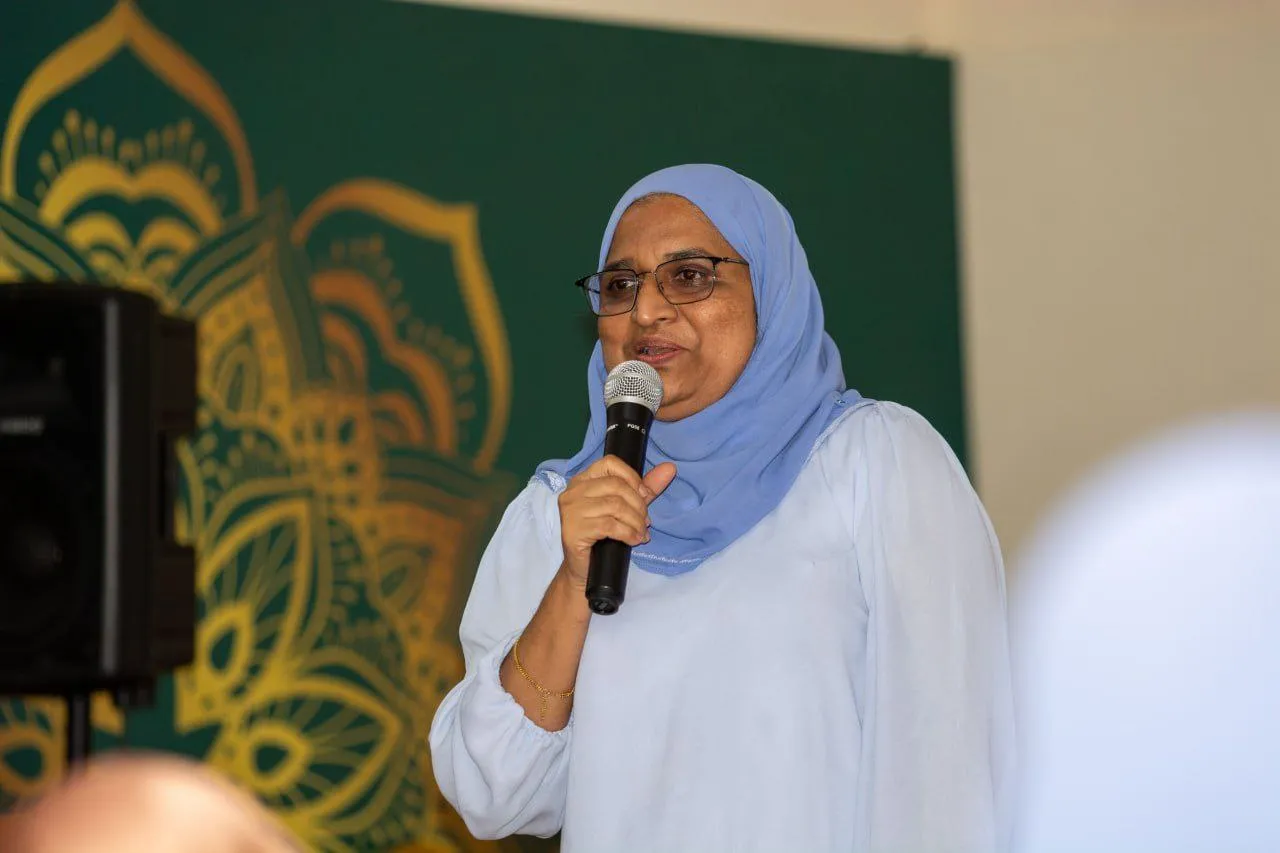 މާލެސިޓީގެ އަވަށްތަށް ތަމްސީލް ކުރަން އަވަށް ކުރިއަރުވާ ބޯޑު އަލުން އެކުލަވާލާނަން: ޢާޒިމާ