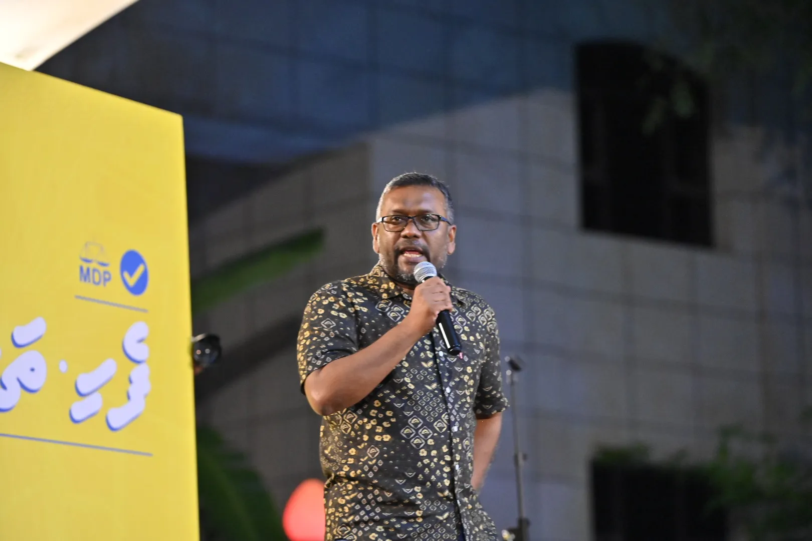 މާލޭ މޭޔަރގެ ގޮނޑި އެމްޑީޕީ އަށް: ފައްޔާޒު ވިދާޅުވީ އެއިން ދެނީ މުހިންމު މެސެޖެއް ކަމަށް!