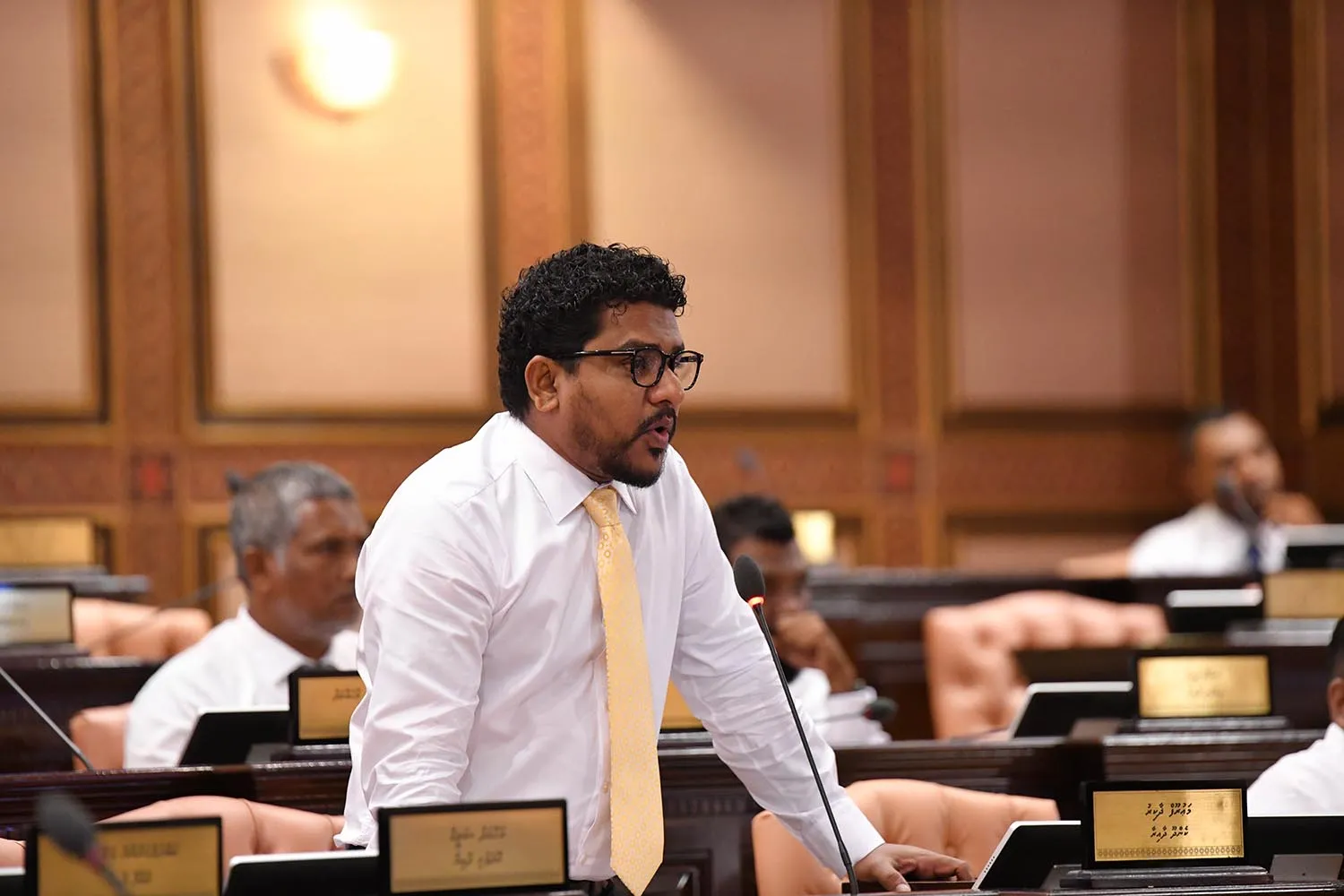 ކުއްލި މައްސަލަ ހުށަހެޅުއްވި ކެންދޫ ދާއިރާގެ މެންބަރު މައުރޫފް
