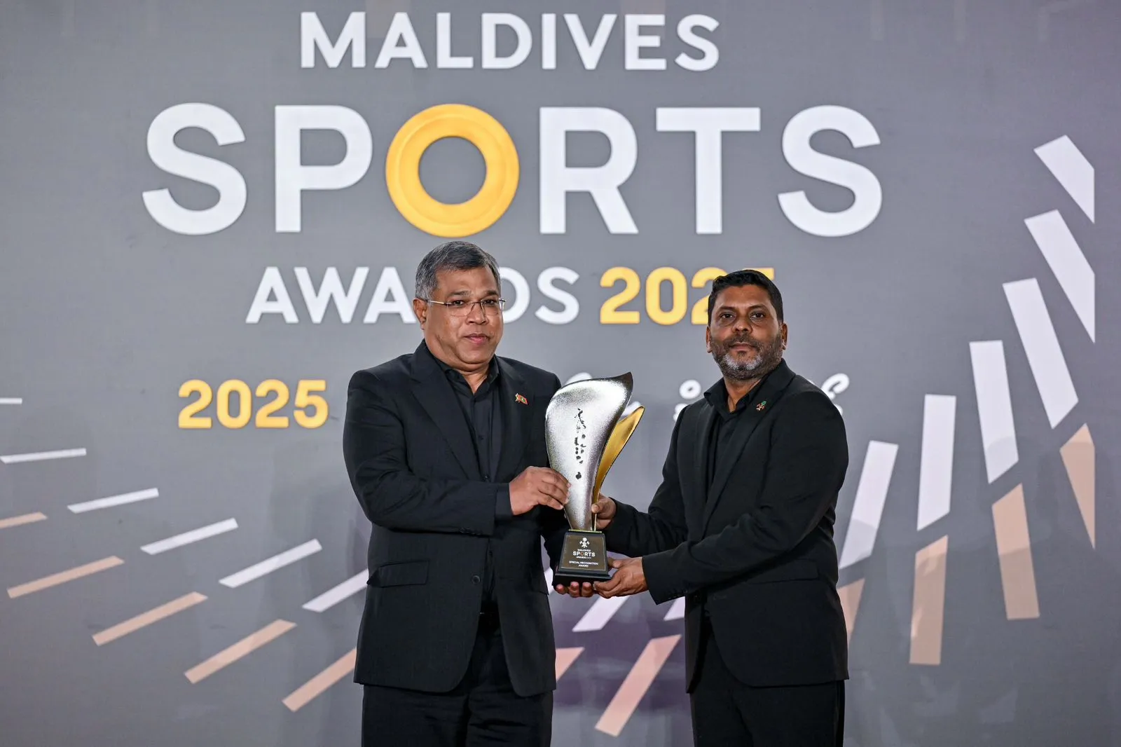 ސްޕޯޓްސް އެވޯޑްގައި ބީއެމްއެލްއަށް ޚާއްޞަ އެވޯޑެއް