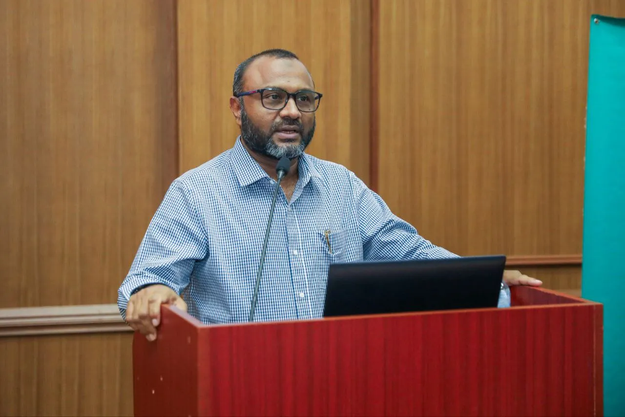 ޒަކާތު ފަންޑުން ޣައްޒާއަށް ކާބޯތަކެތީގެ އެހީތެރިކަމެއް ފޯރުކޮށްދިނުމަށް މިދަނީ މަސައްކަތްކުރަމުން: ވަޒީރު ޝަހީމް