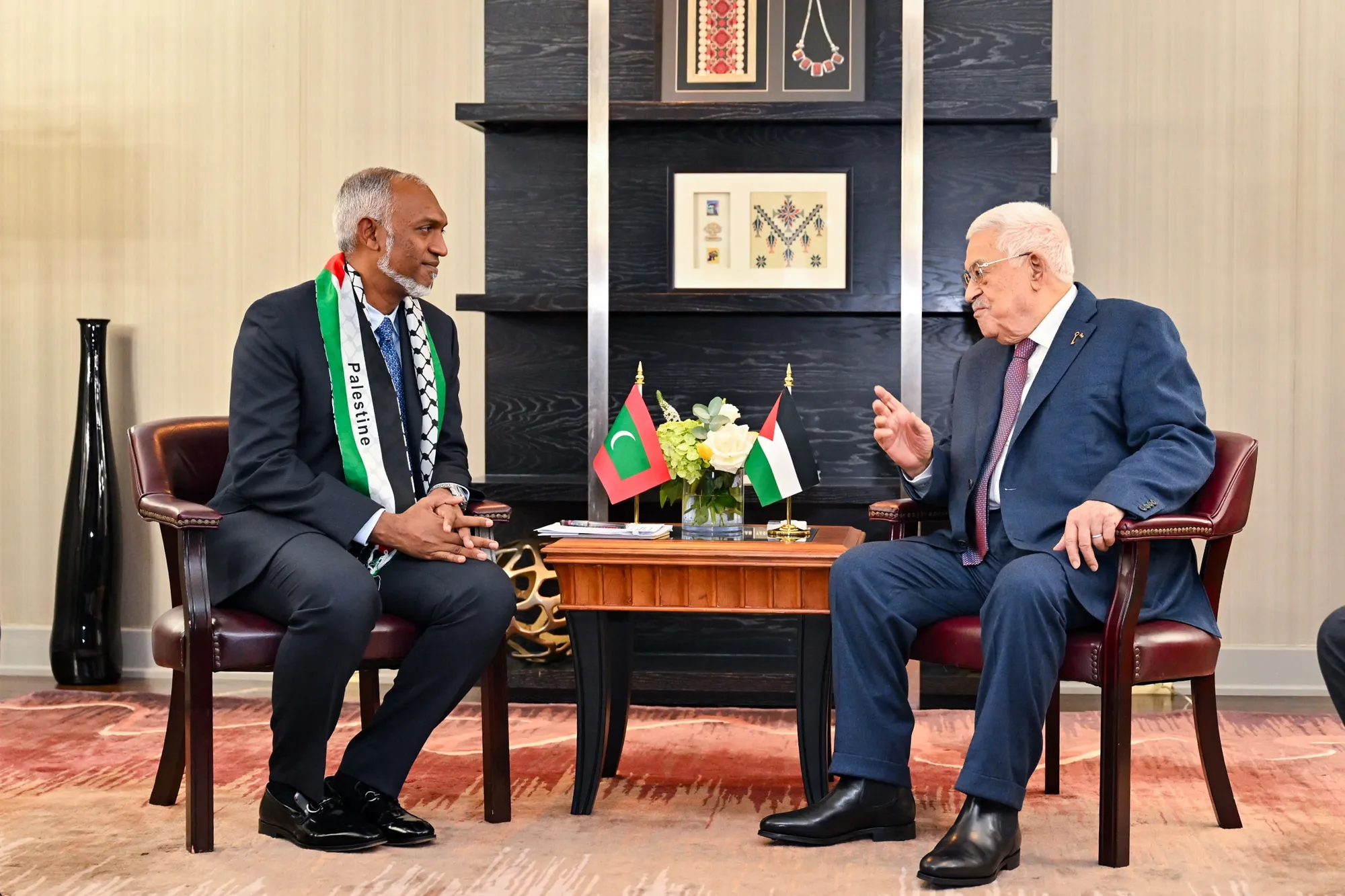 President Dr. Mohamed Muizzu meeting with President of Palestine Dr. Mahmoud Abbas (Photo/President's Office)
