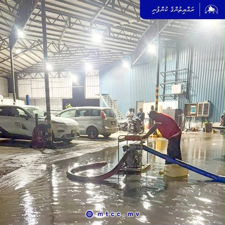 ގްރޭޓާ މާލެ ސަރަޙައްދުގައި ފެންބޮޑުވި ސަރަޙައްދުތަކުން 367 ޓަނަށް ވުރެ ގިނަ ފެން، އެމްޓީސީސީން ހިންދައިފި