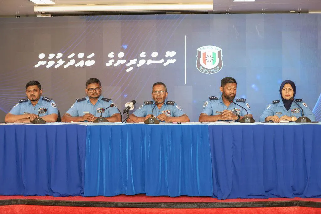 ޓެލެގްރާމް ގްރޫޕްގައި 7000 މީހުން، ހަށިވިއްކަން ބޭނުން ކުރީ ހާއްސަ ޓޭކްސީއެއް!