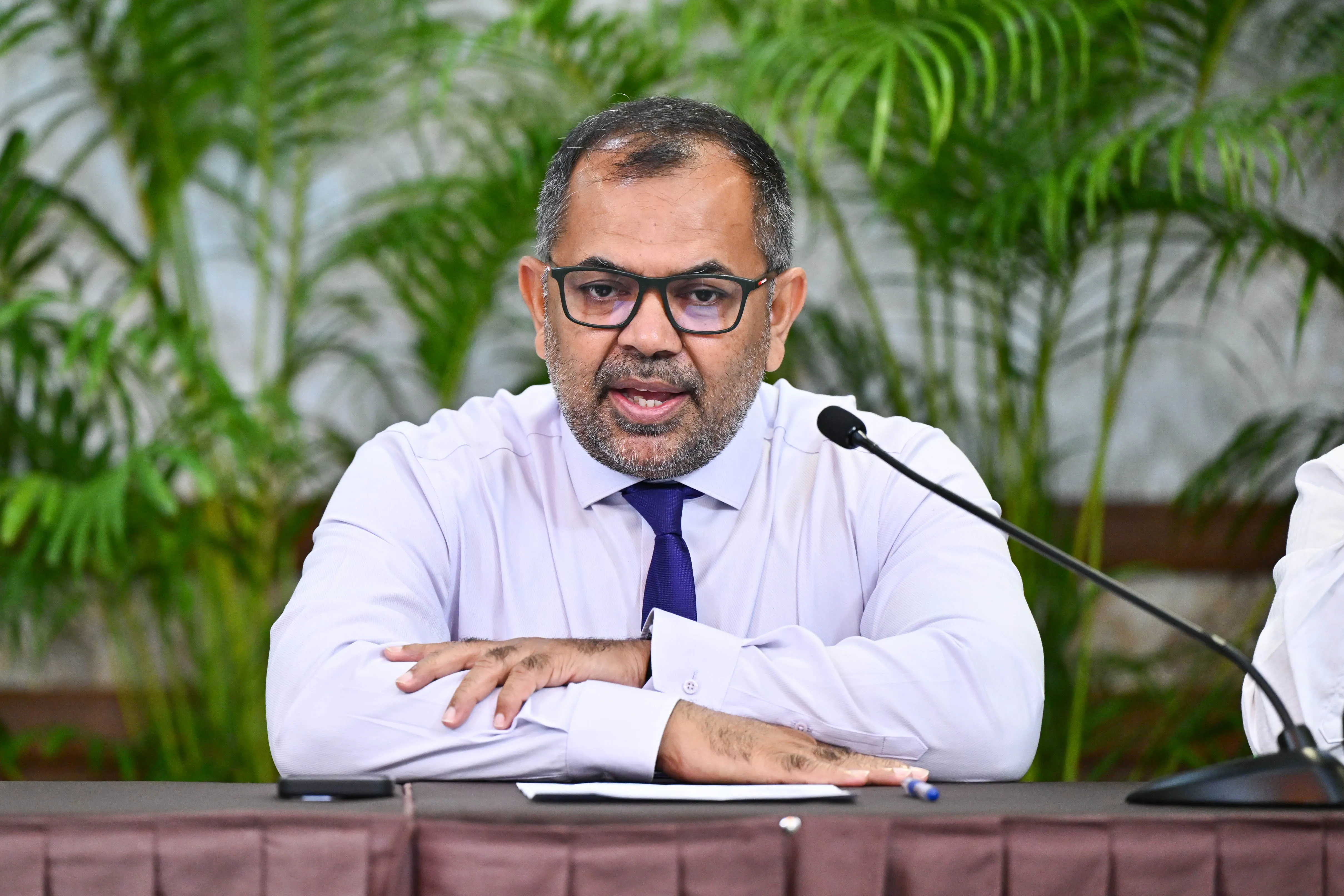 ތެލުގެ އަގުބޮޑު ކުރުމުގެ ވިސްނުމެއް ނެތް: ފިނޭންސް މިނިސްޓަރ