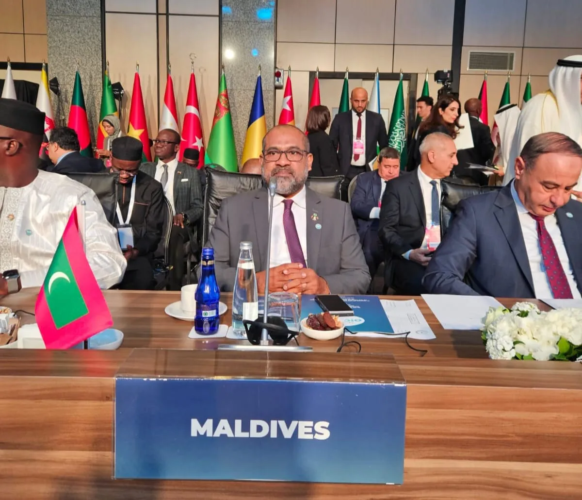 އިޒްރޭލުން ދަނީ މެދުއިރުމަތީގެ ހަމަޖެހުން ނަގާލަމުން: ޑރ. ހަލީލް