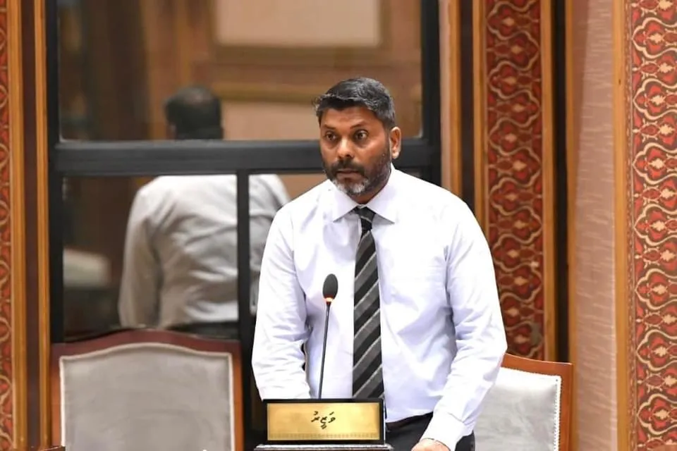 ސަރުކާރުގެ ވިސްނުމަކީ މަސައްކަތް ފަށާފައި، ނުހުއްޓޭގޮތަށް ކުރިއަށް ގެންދިޔުން: ރާފިޢު