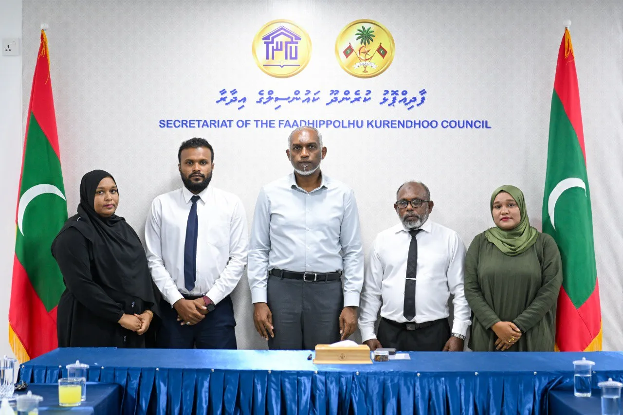 އޮޅުވެލިފުށީގެ ސީއެމްބިއުލާންސް ޚިދުމަތަށް ހައްލެއް ހޯދަވައިދެއްވާނެކަމަށް ރައީސް ޑރ.މުއިއްޒު ވިދާޅުވެއްޖެ