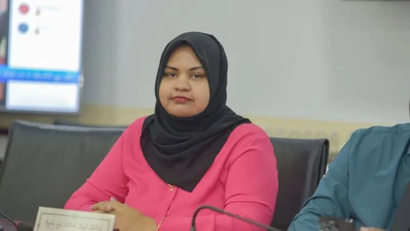ޝަމްނާޒް ހައްޔަރުކޮށް، ތަހުގީގު ކުރަނީ ރައީސްގެ ދެކަނބަލުންނަށް ސިހުރު ހެދި މައްސަލައެއް!