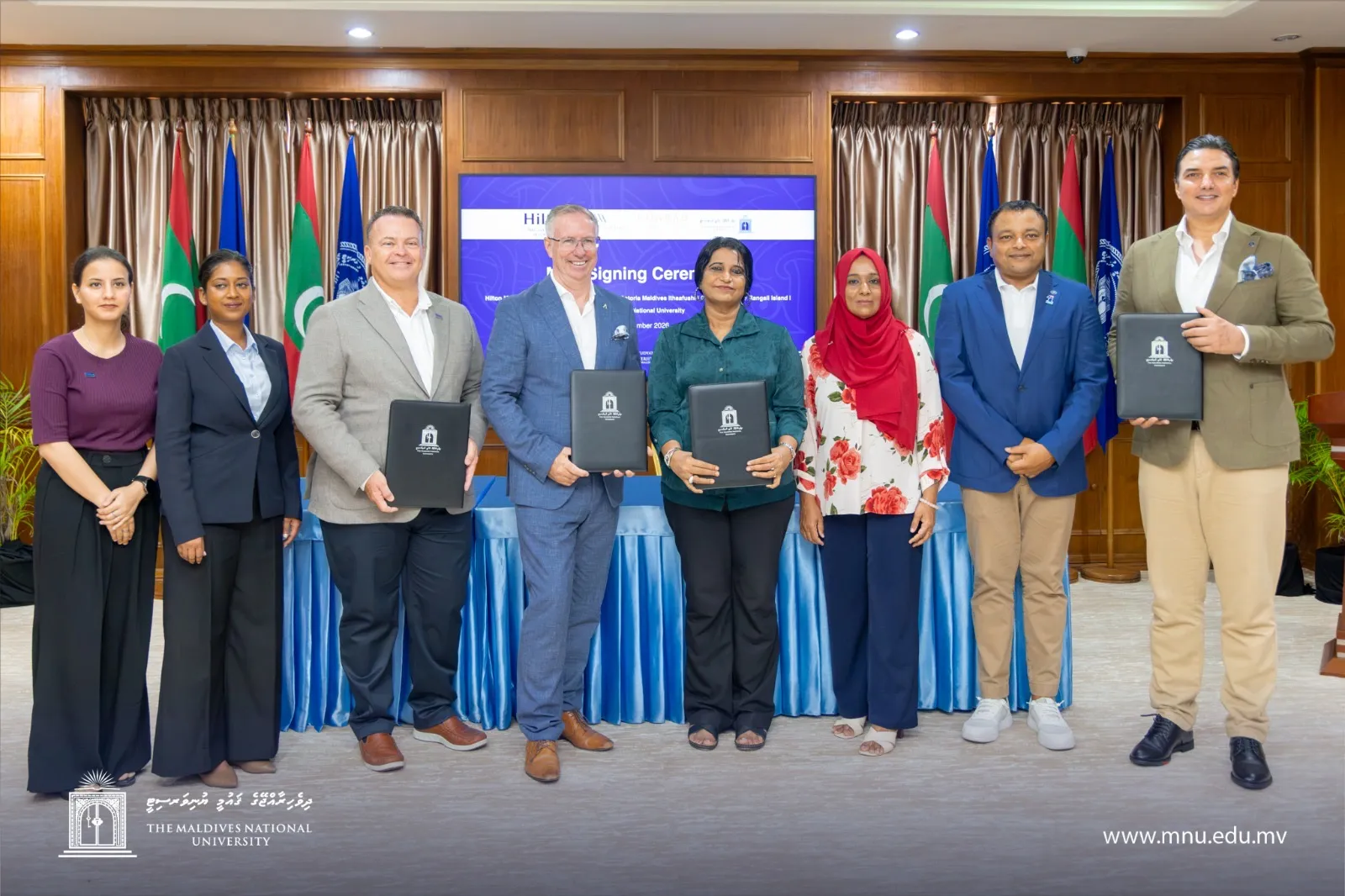 އެމްއެންޔޫގެ ދަރިވަރުންނަށް ފުރުސަތު ހޯދުމަށް ހިލްޓަންގެ ތިން ރިސޯޓަކާ އެކު ސޮއިކޮށްފި