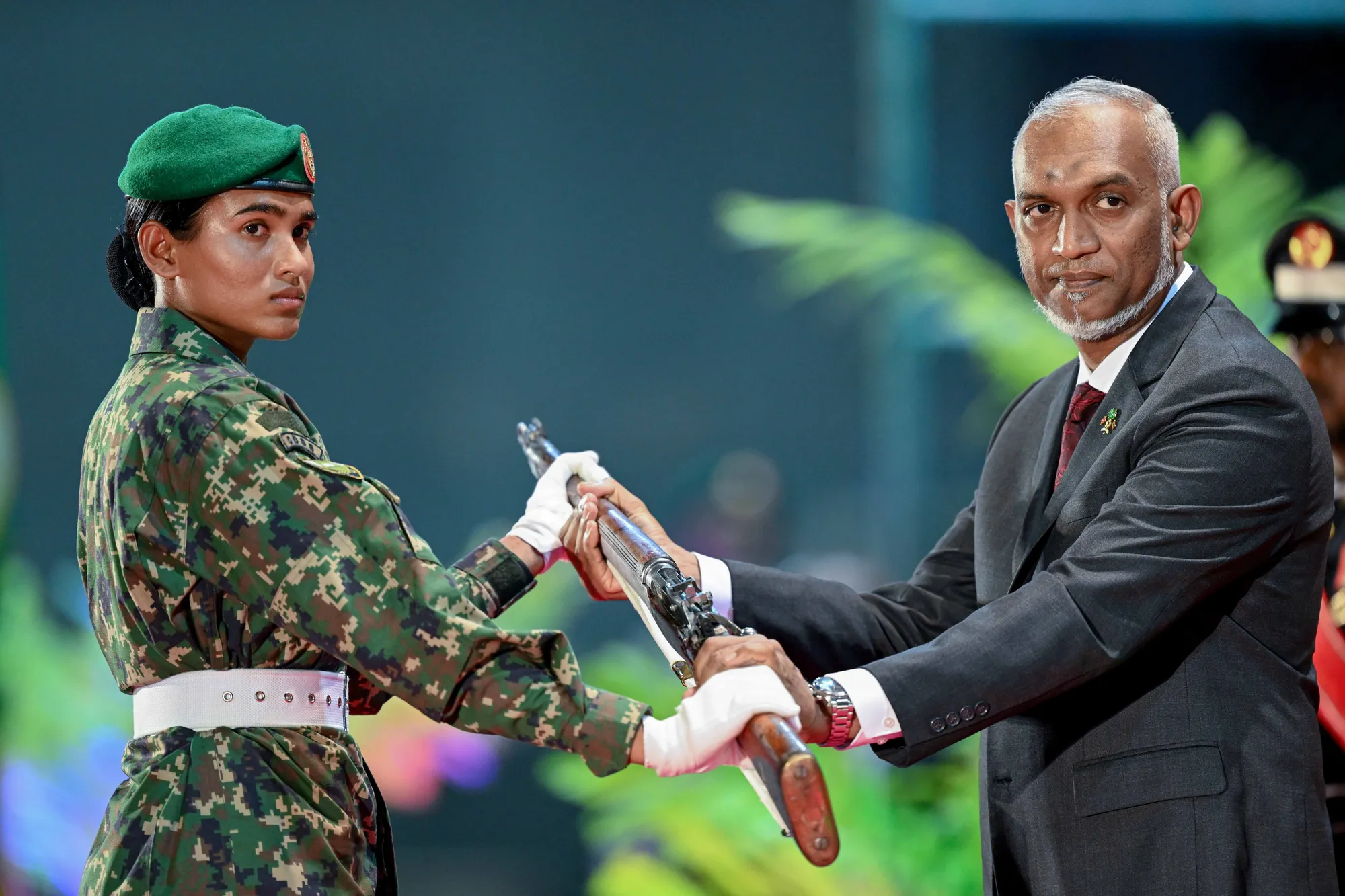 ދަސްވެނިވުނު 115 ސިފައިން ހުވާކޮށްފި، ކޯހުގެ އެއްވަނަ ފަސުހާއަށް