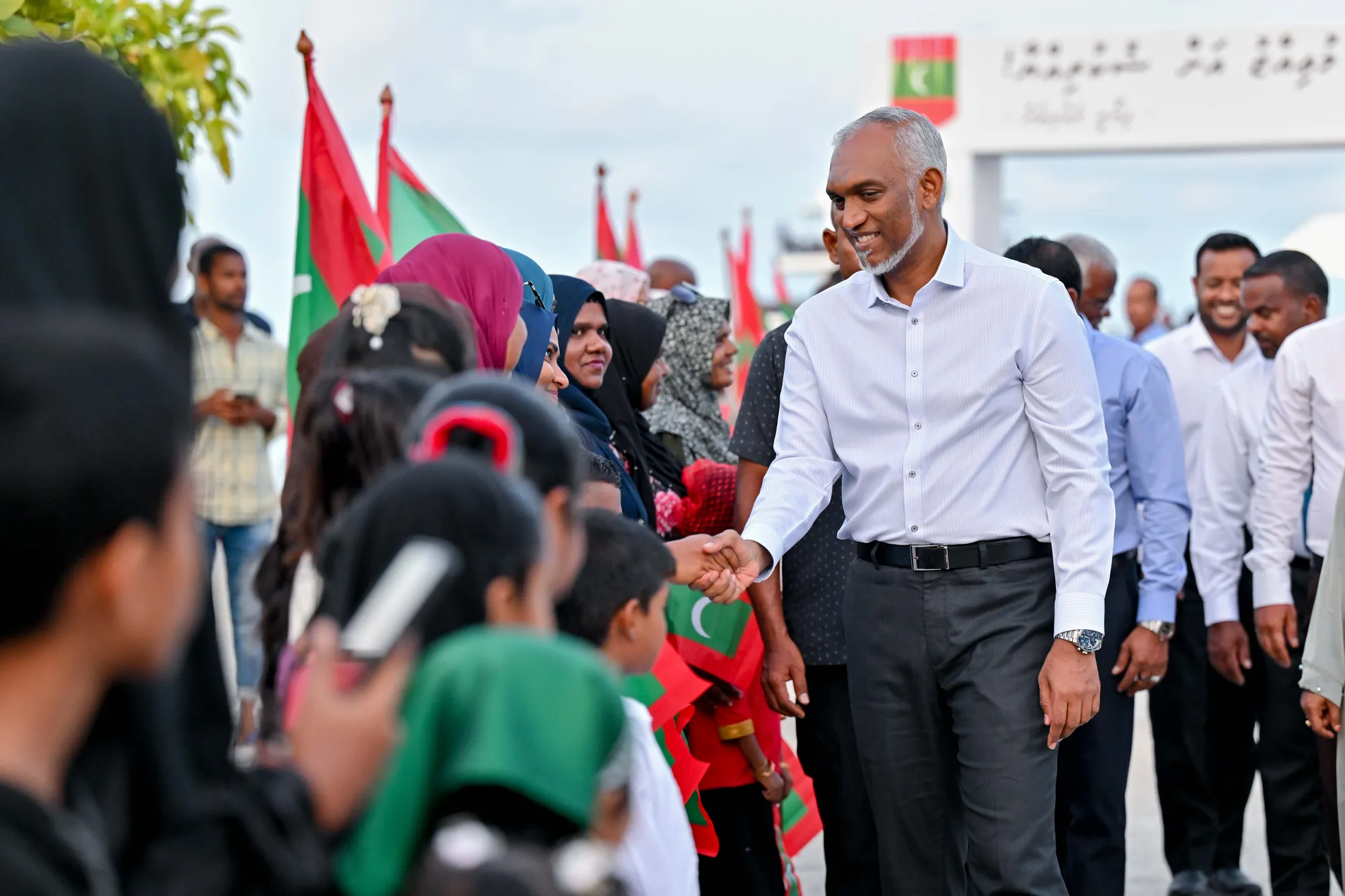 އަހަރު ނިމޭއިރު ބޭރު ފައިސާގެ ގާނޫނުގެ ނަތީޖާ ފެންނާނެ؛ ޑޮލަރުގެ ކަޅު ބާޒާރެއް ދެން ނޯންނާނެ: ރައީސް މުޢިއްޒު