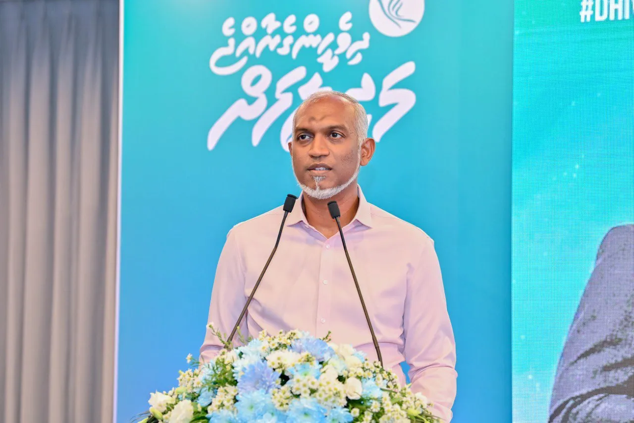 ދެކޮޅު ރޫހުގެ ވާހަކައަށް ޖާގަ ދޭނެހާ ވަގުތެއް ރައްޔިތުން އަތަކު ނެތް: ރައީސް ޑރ.މުޢިއްޒު