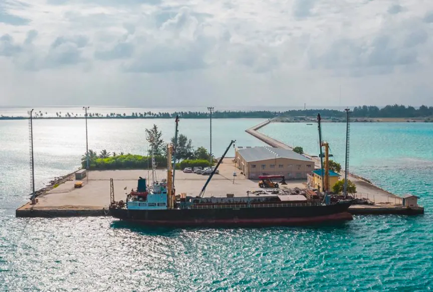 ކުރިއަށް އޮތް 3 މަސް ދުވަހުގެ ތެރޭގައި އައްޑޫ ޕޯޓުން ބަންކަރިންގެ ހިދުމަތް ދެނީ