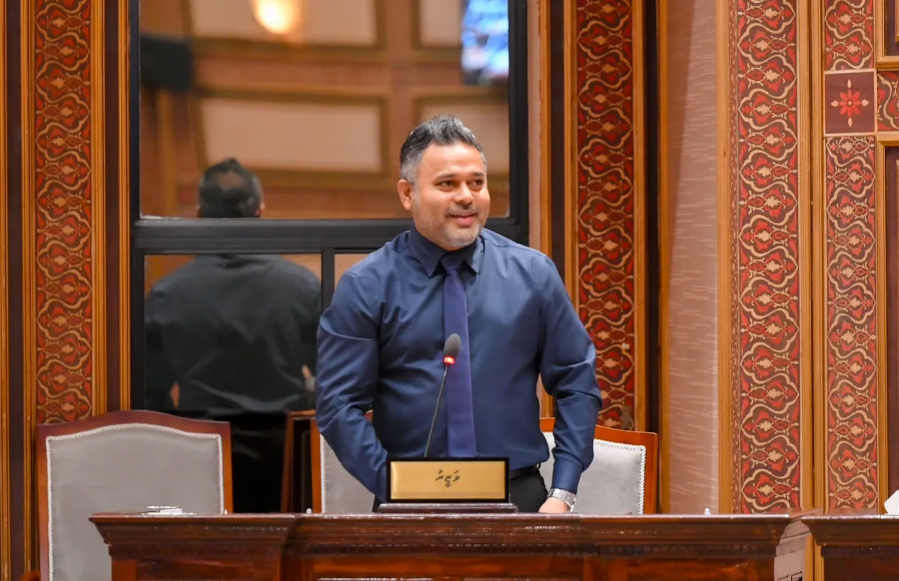 މިއީ މަސްވެރިން މަސްކިރަން ކިއުގައި ޖެހޭނެ ފަހު އަހަރު: ޝިޔާމް