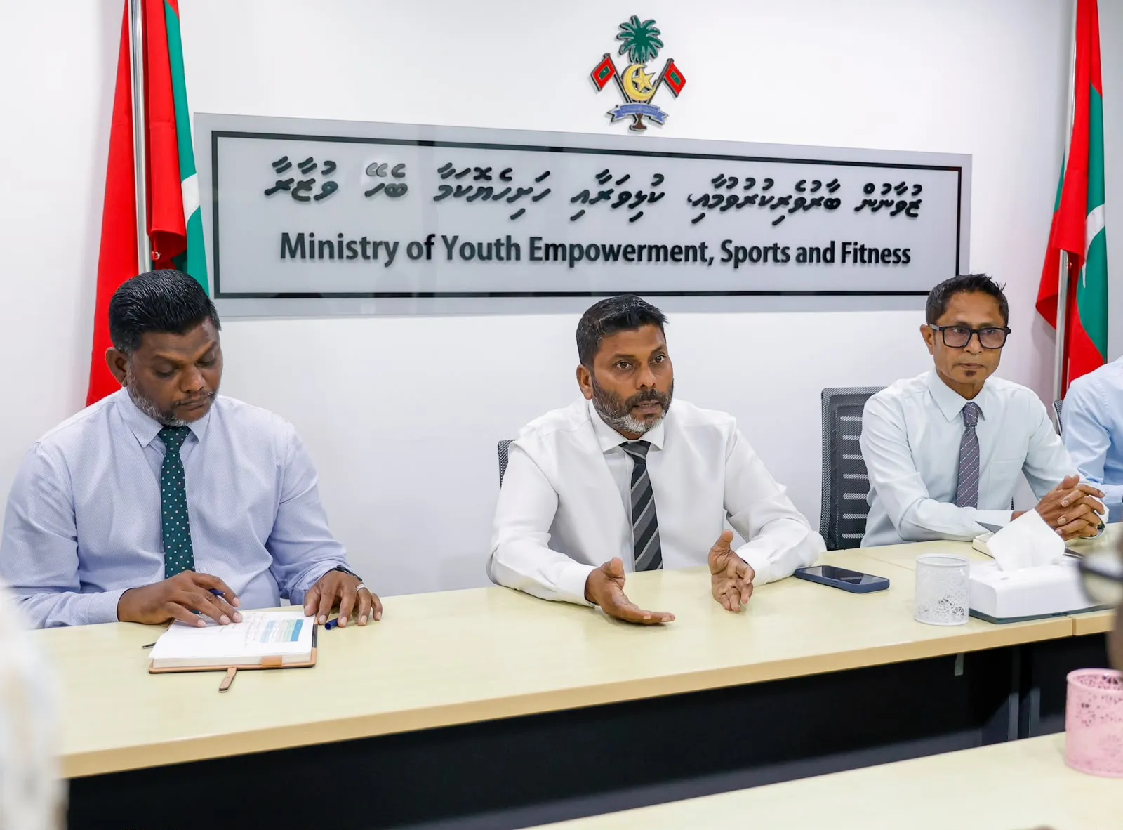 ޒުވާނުންގެ ނަފްސާނީ ދުޅަހެޔޮކަމަށް ޚާއްޞަ ހިލޭ ގުޅޭ ހޮޓްލައިން "1456" ތަޢާރަފުކޮށްފި