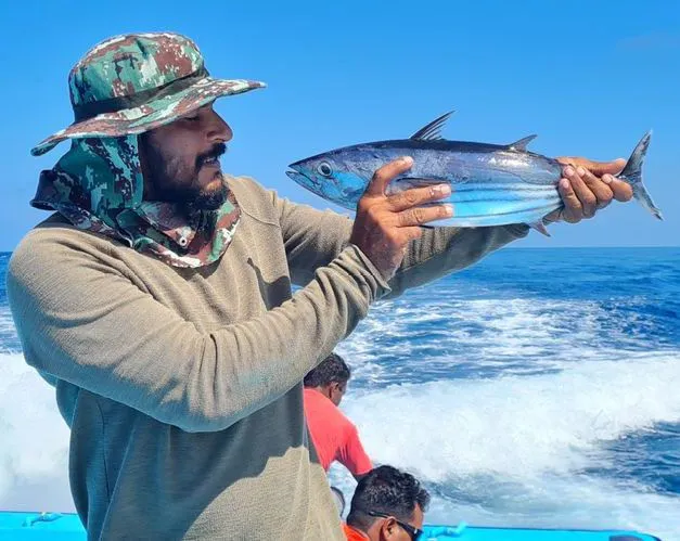 ވިލިނގިލީގައި އަންހެނަކަށް ގާބުރިއަކުން ހަމަލާދިން މީހާ ހައްޔަރު ކޮށްފި
