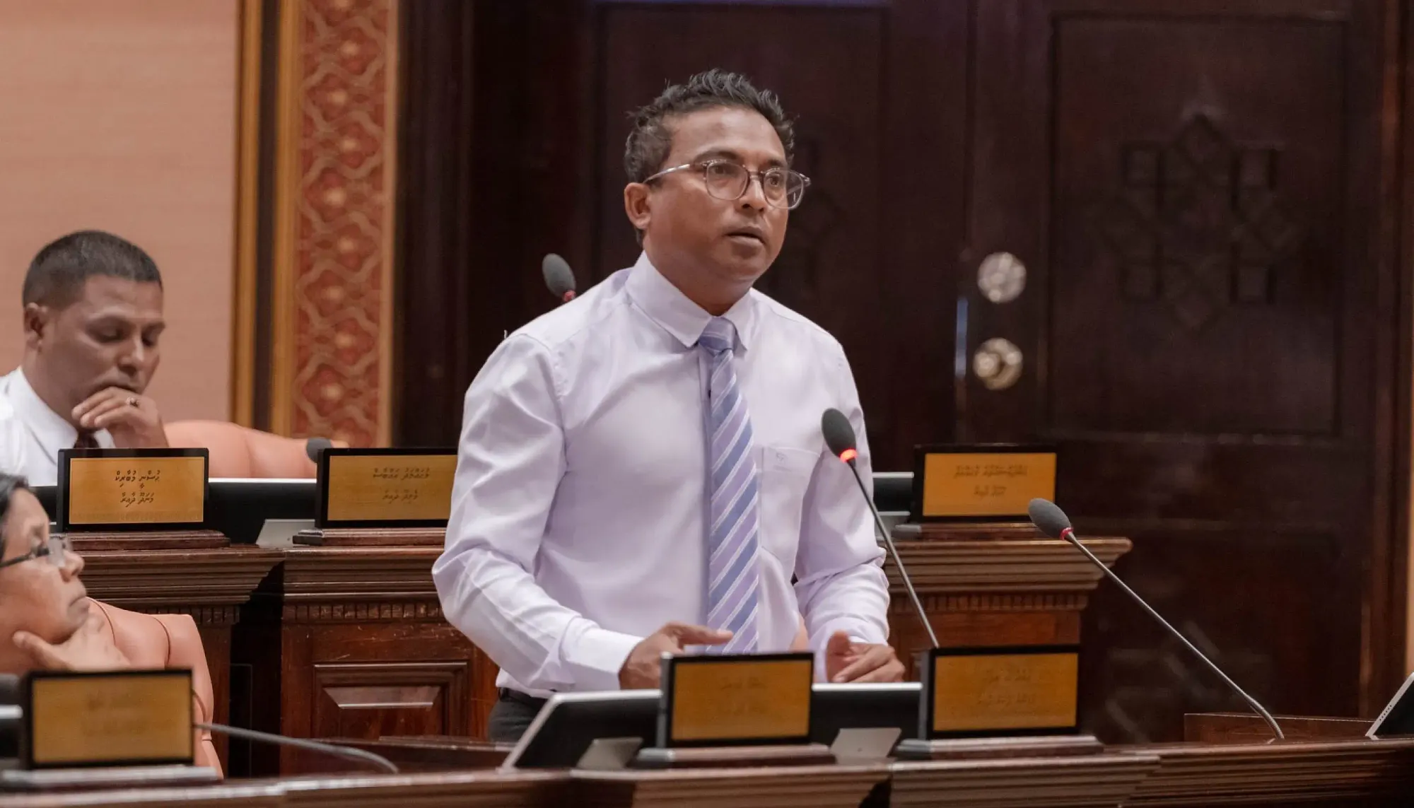 ބިލު ހުށަހެޅުއްވި މެންބަރު ރިފާއު