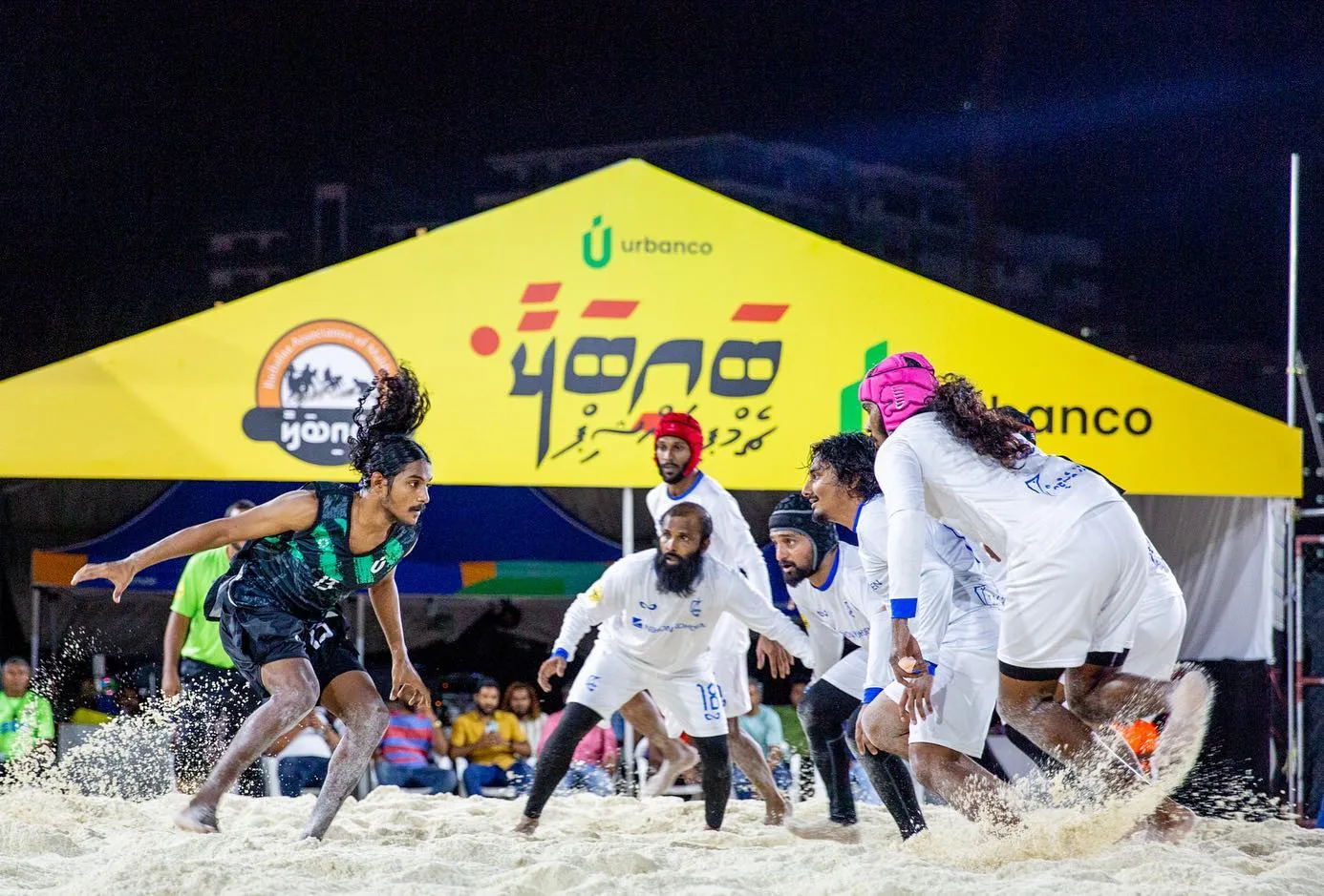 މާލޭގައި ޒުވާނުންނަށް ބައިބަލާ ކުޅެވޭނެ މައިދާނެއް ސަރުކާރުން ހަދައިފި