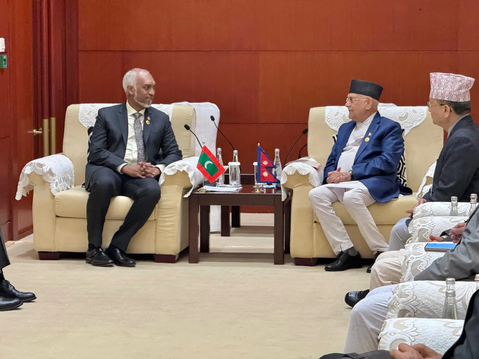 President Dr. Mohamed Muizzu and Nepali Prime Minister KP Sharma Oli  (Photo/President's Office)