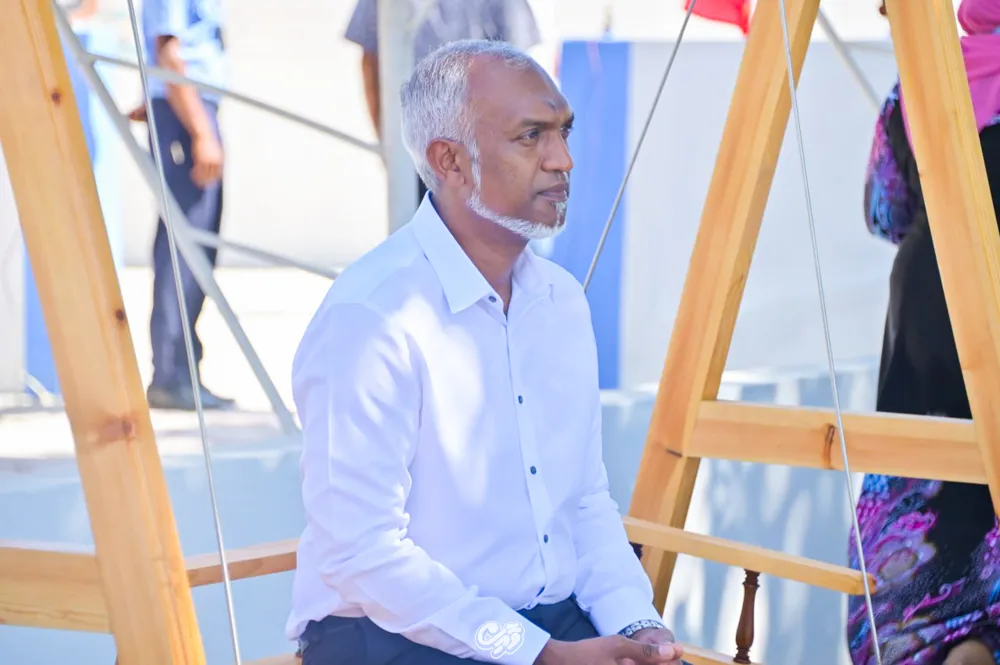 އިތުރު ރިސޯޓް ހުޅުވައި، ރަށާއި ކައިރި ރިސޯޓް ތަކުގައި ވަޒީފާ އަދާކުރުމުގެ ފުރުސަތު ޒުވާނުންނަށް ފަހިކޮށްދޭނަން: ރައީސް