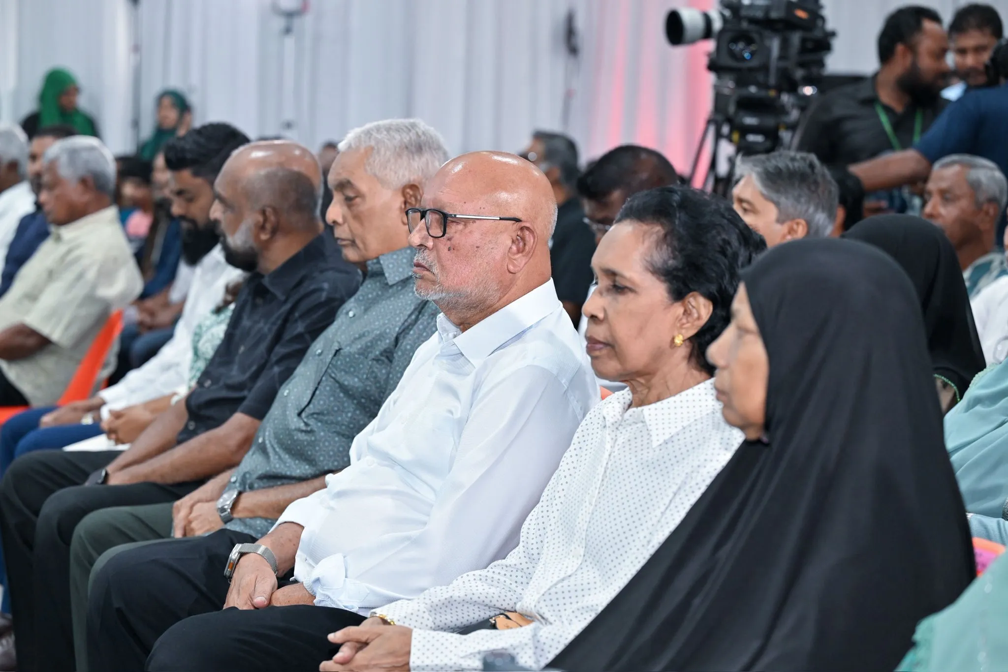 ހޯމް ސްކޫލިންގ ތަޢާރަފްކޮށްދެއްވުމަށް އެދިއްޖެ