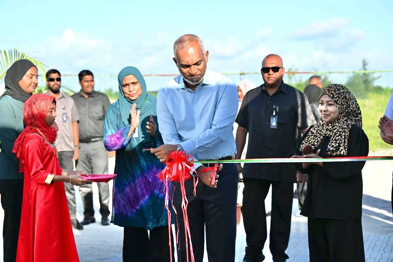 ކެޓްޝެލްޓަރ ފެސިލިޓީއާއެކު މަގުމަތީގައި ބުޅާތައް ގިނަވުމުގެ މައްސަލައަށް ހައްލެއް ލިބިގެންދާނެ: ރައީސް
