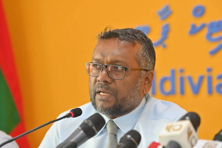 މުއިއްޒު ހިމެނޭހެން ސަރުކާރުގެ ވެރިން ބީއެމްއެލްގެ ނިންމުމާ ގުޅޭގޮތުން ދެއްކި ވާހަކަފުޅުތަކަކީ މާލީ ނިޒާމު އެއްކޮށް ފުނޑޭވަރުގެ ވާހަކަފުޅުތަކެއް - ފައްޔާޒު