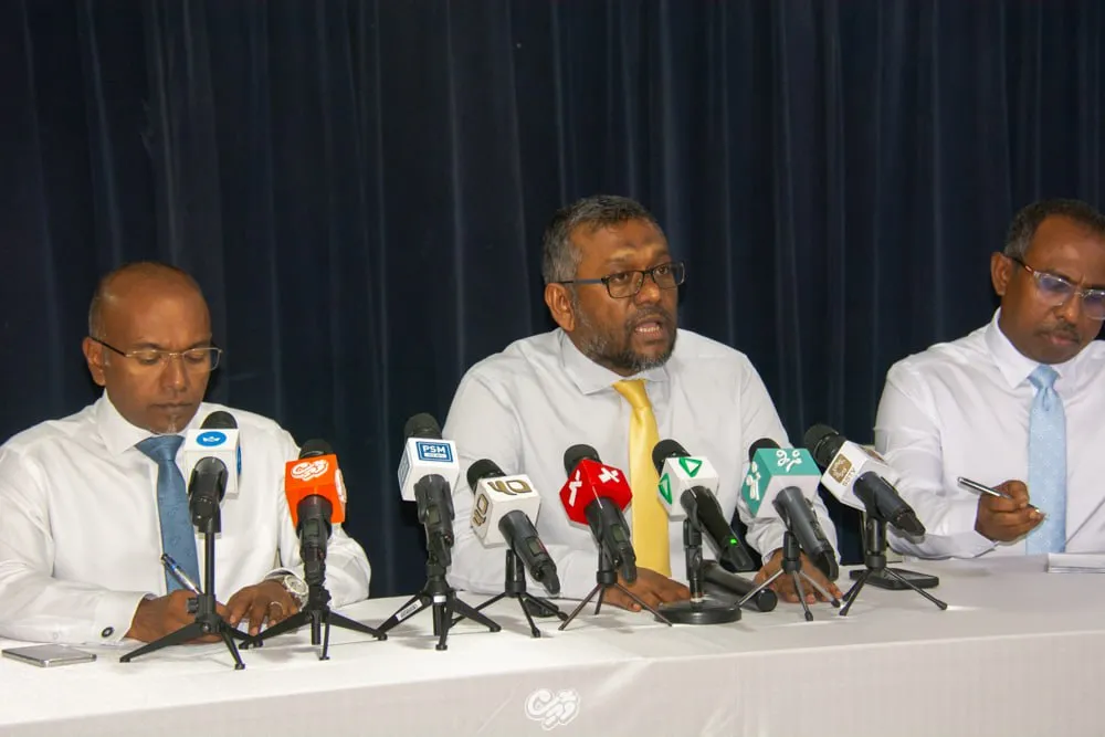 ސިޔާސީ މަގާމުތަކުގެ އަދަދު ވަކި މިންވަރަކަށް ހިފަހެއްޓުމަށް ގާނުނަށް އިސްލާހު ހުށަހަނީ