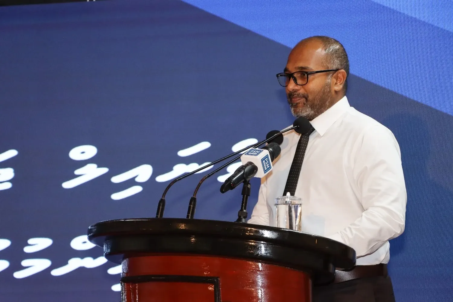 'ހޯޕް އައިލެންޑް' ވެގެންދާނީ ރިހެބިލިޓޭޝަނާއި ޕްރިވެންޝަންގެ އެންމެ ބޮޑު މަސައްކަތް ހިންގާނެ ސެންޓަރަށް: ވަޒީރު އިޙްސާން