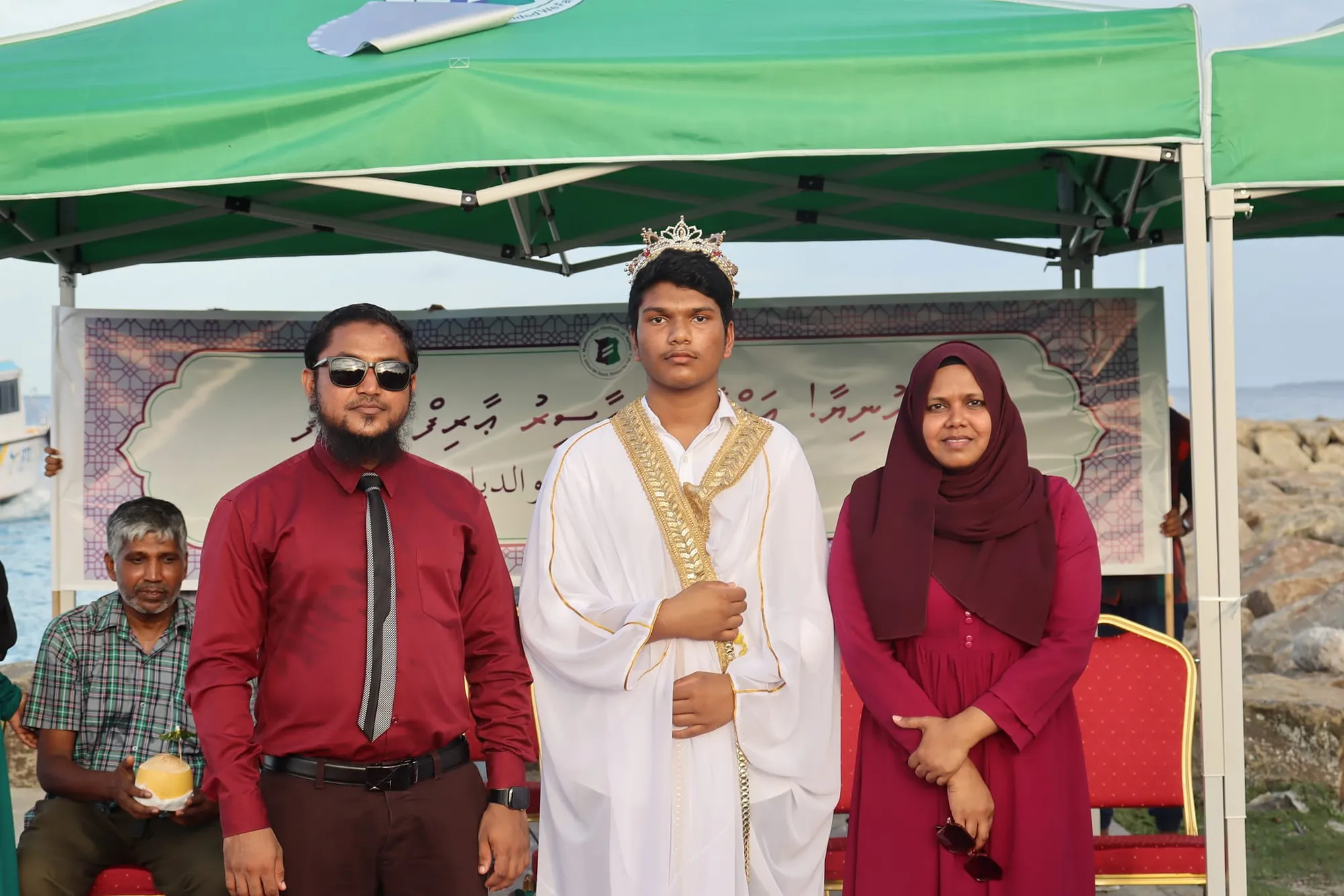އާސިރު ޙާފިޡް ކަމުގެ ސަނަދު ހާޞިލްކުރީ ކުށެއްނުޖެހި އެއްވަނަ ދަރަޖައިގައި!