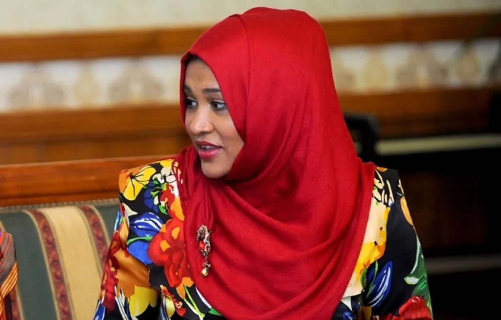 އަނީސާ އިސްތިއުފާ ދެއްވުމުން ހައުސިންގ ކޮމިޓީގެ ޗެއަރ އަކަށް އީނާސް ހަމަޖައްސަވައިފި