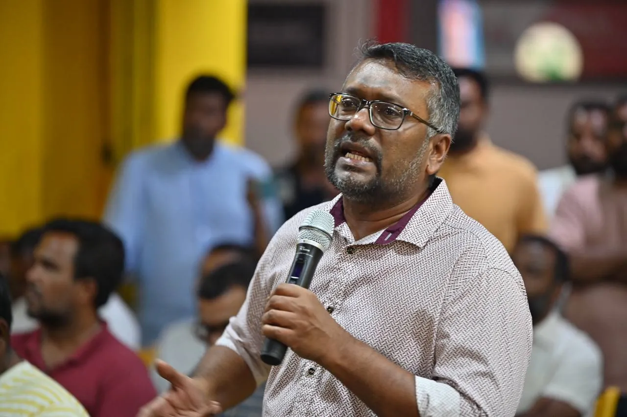 ސަރުކާރުން ވައުދު ނުފުއްދާތީ މަސްވެރިކަން އިނދަޖެހި މަސްވެރިން ތިބީ ވަރަށް ދަތި ހާލުގައި: ފައްޔާޒު
