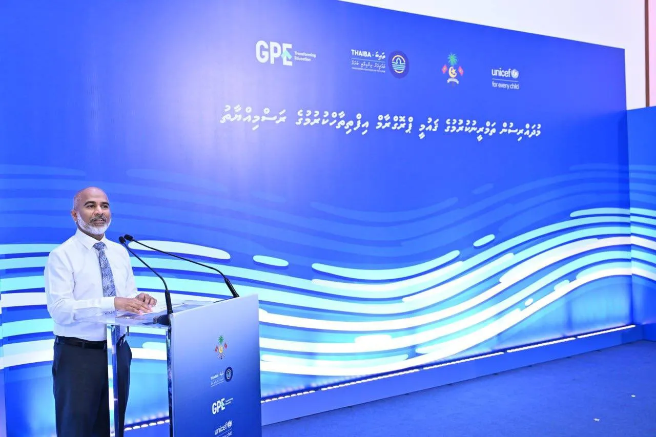 ދަރިވަރުންނަށް ރަށުގައި ތިބެގެން ކިޔެވޭނެ ގޮތެއް ފަހިކޮށްދިނުމުގެ މަސައްކަތް ދަނީ ކުރަމުން: ވަޒީރު ޝަފީއު