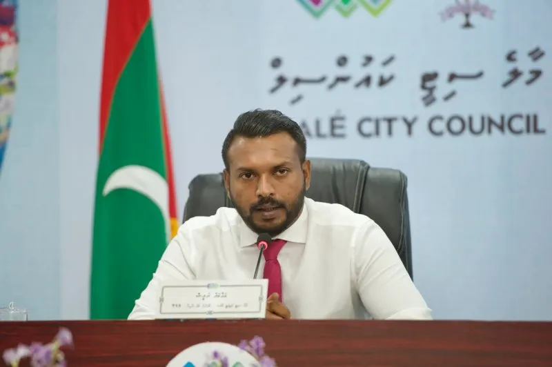 މާލެސިޓީގެ ޑެޕިޔުޓީ މޭޔަރު ނަރީޝް އިސްތިއުފާ ދެއްވައިފި