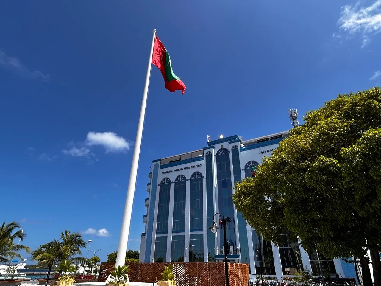 އުމުރުން ދުވަސްވީ މީހާއަށް ޖިންސީ ގޯނާކުރި މީހާގެ ބަންދުގެ މުއްދަތު އިތުރުކޮށްފި