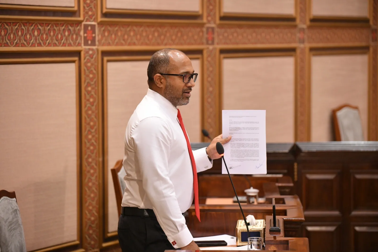 ބެސްޓިނެޓް ކުންފުންޏާއެކު ކުރީ ސަރުކާރުން އެއްބަސްވުމެއް ހަދާފައިވާ ކަމުގެ ހެކި، އިހްސާން ދައްކަވައިފި!