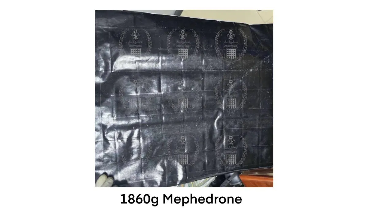 1.86 kg of mephedrone seized by customs (Photo/Maldives Customs)