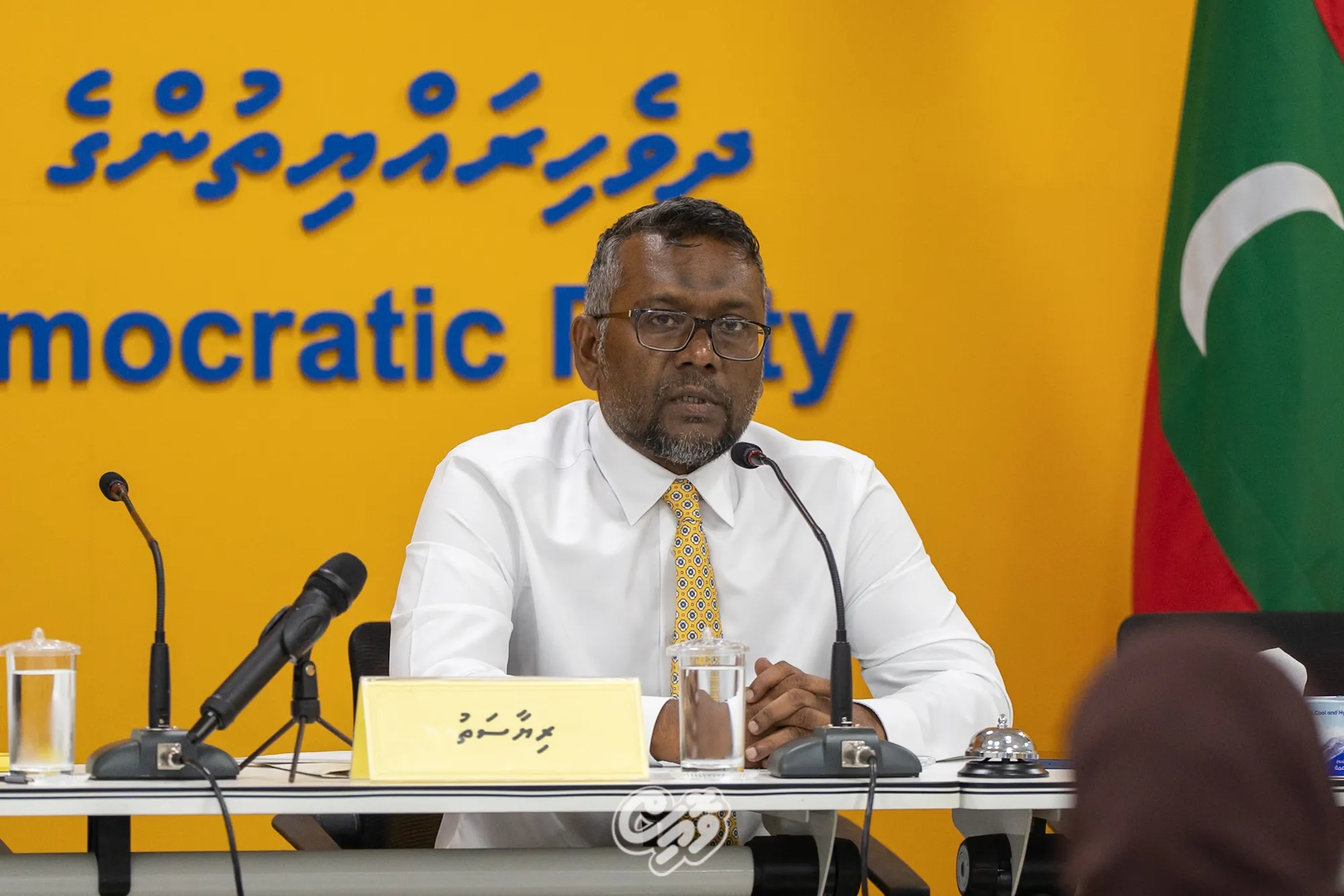 ދެން އެންމެ ފައިދާހުރިގޮތަކީ ރައްޔިތުންނަށް ޓަކައި ދުރަށްޖެހިލުން: ފައްޔާޒް