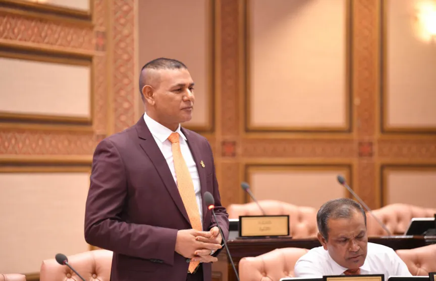 މިހާރު ވެސް ރާއްޖެއަށް ބޭނުންވާ ވަރަށް ޓެކްސް ނަގާ: ސިޔާމް