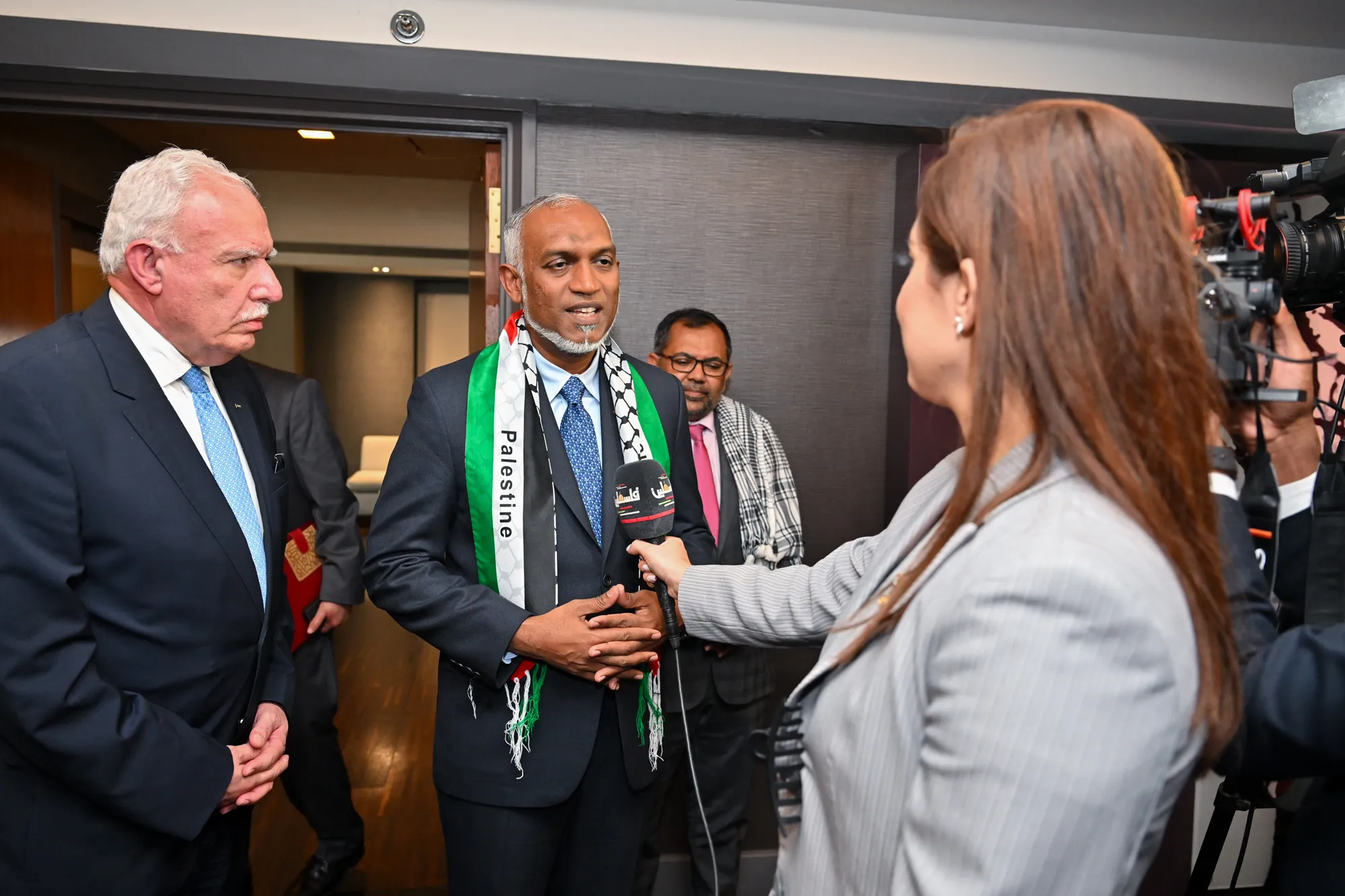 ހަމާސްގެ ޝުކުރު ރައީސް މުޢިއްޒުއަށް، އެއީ ހިތްވަރުގަދަ ލީޑަރެއް